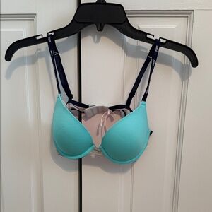 PINK Victoria's Secret Teal and Light Pink Bra